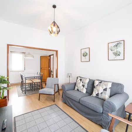 リスボンFlh Gulbenkian Flat With Balconyアパートメント エクステリア 写真