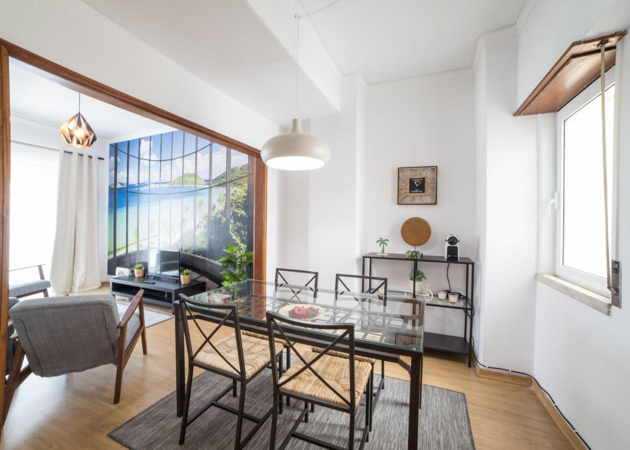 リスボンFlh Gulbenkian Flat With Balconyアパートメント エクステリア 写真