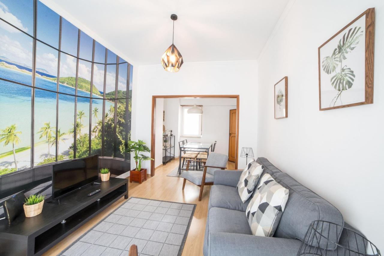 リスボンFlh Gulbenkian Flat With Balconyアパートメント エクステリア 写真